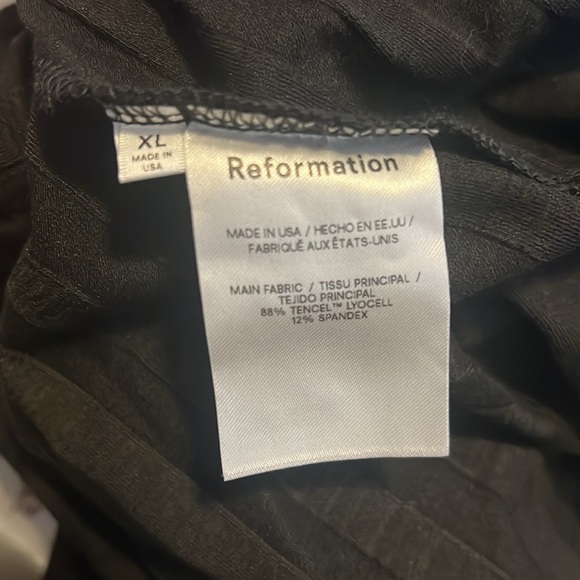 Reformation Black Stripped Material Dress - NWT - Picture 6 of 7